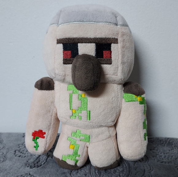 Jinx Other - 🌿 Minecraft small Iron Golem plush in great condition